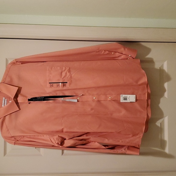 Van Heusen Other - NWT Van Heusen mens shirt